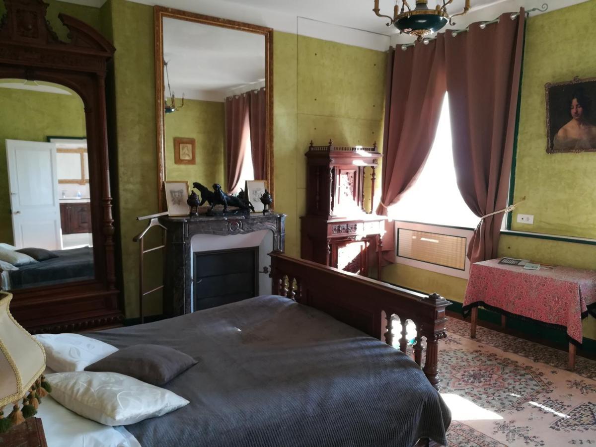 Chateau De Saint-Antoine Bonnac-la-Cote Номер фото